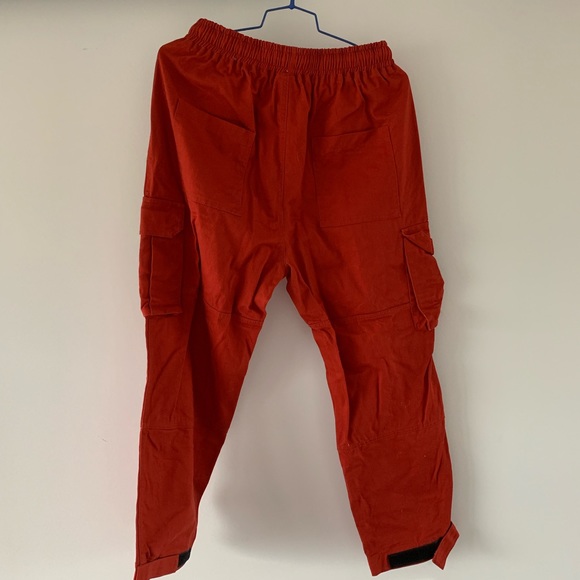Red pant - Picture 2 of 6